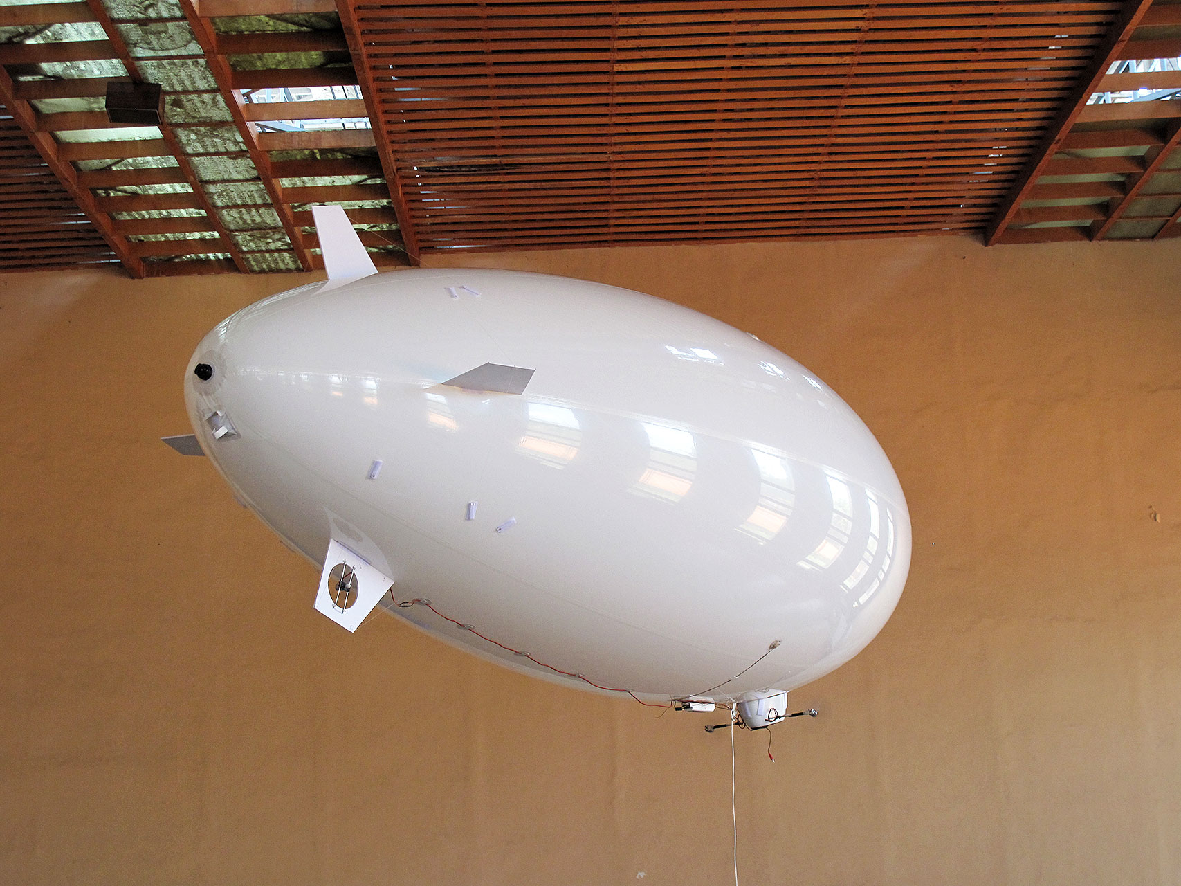 4.5-m-indoor-RC-Blimp-at-AWS-summit